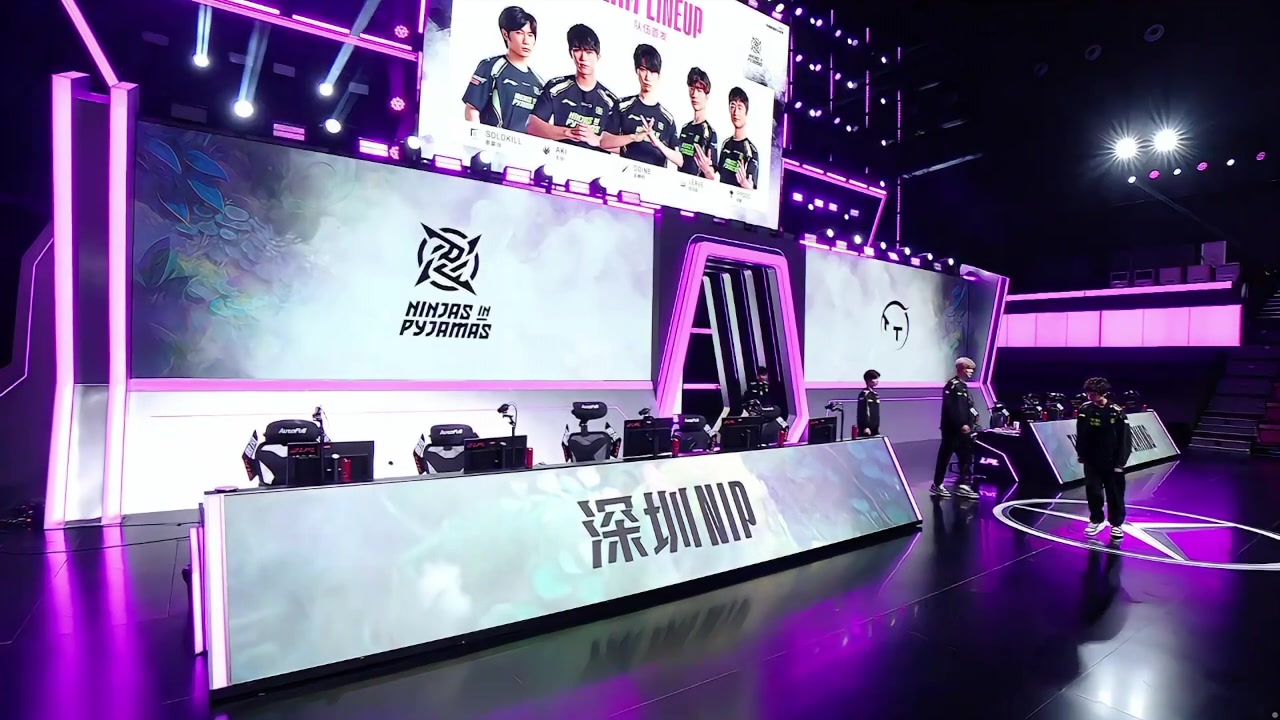 十周年快乐！Doinb双手比十纪念自己职业之路十周年